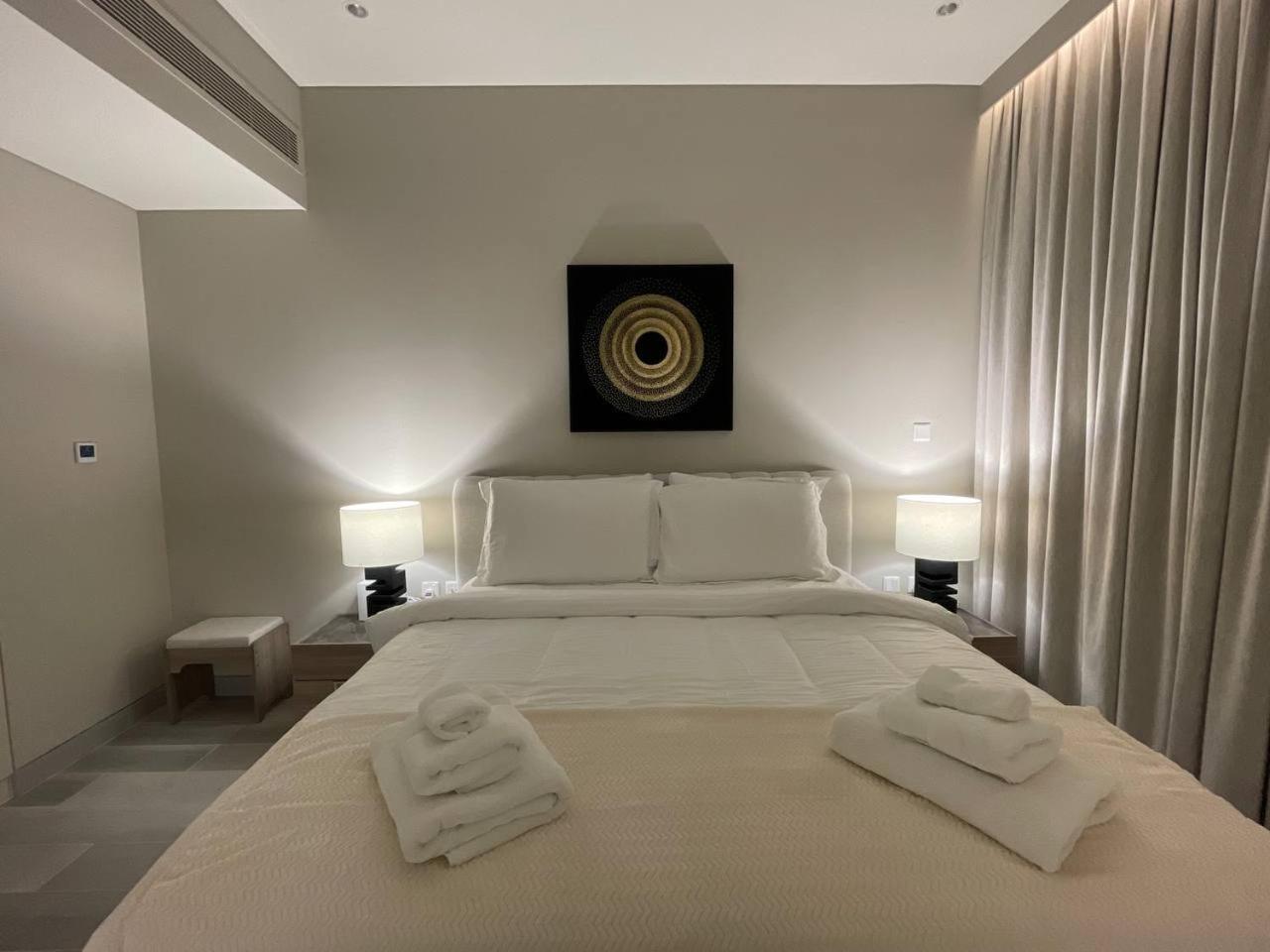 Dubai Marina Walk Gem Modern Apartments With Pool & Gym Access, Steps To Beach & Metro Managed By Sunnyhomes Bagian luar foto