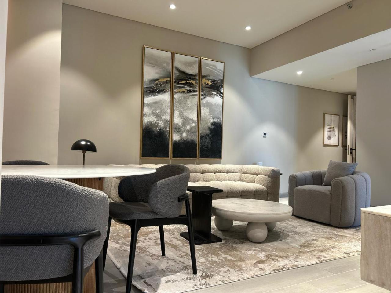Dubai Marina Walk Gem Modern Apartments With Pool & Gym Access, Steps To Beach & Metro Managed By Sunnyhomes Bagian luar foto