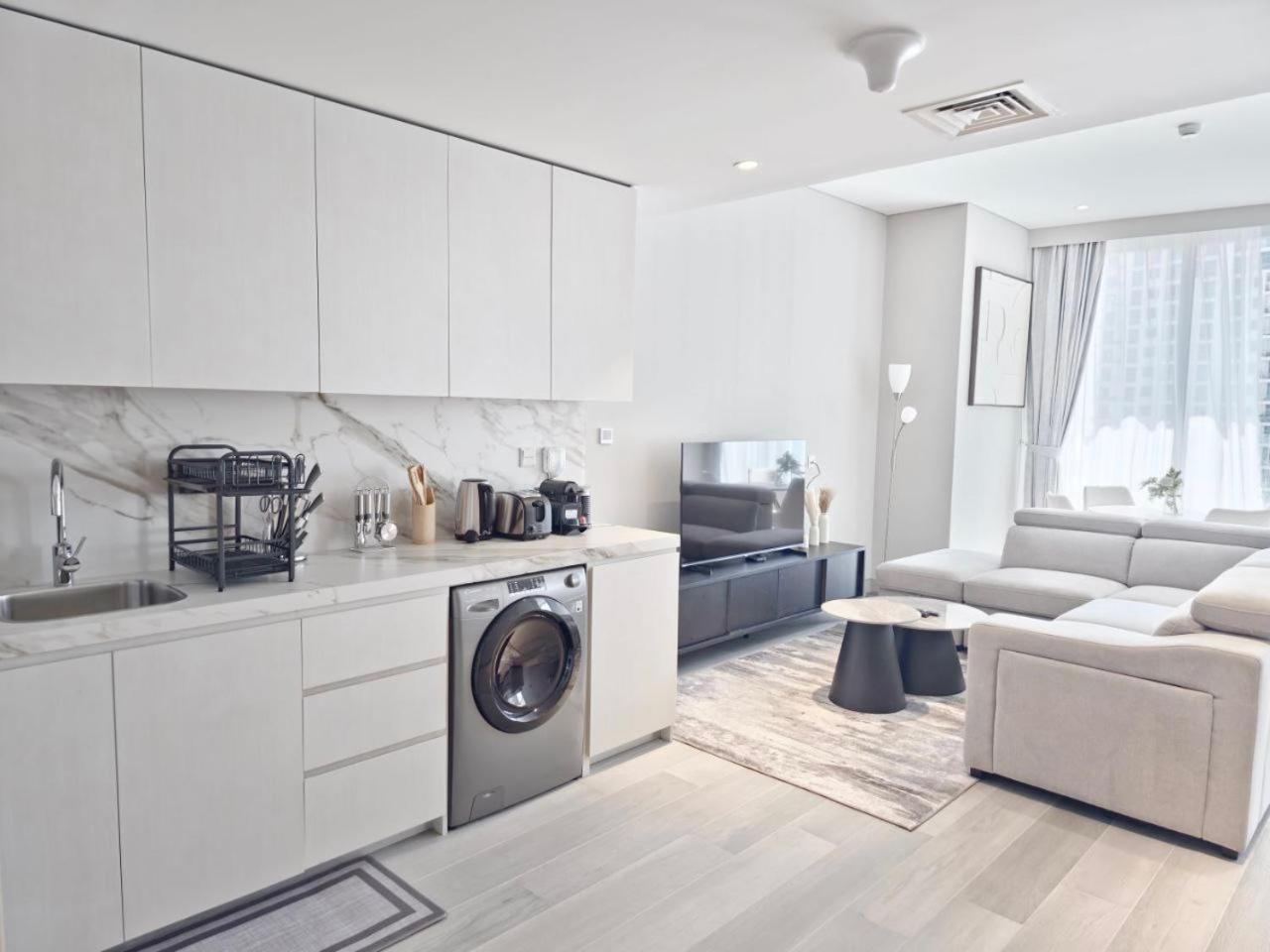 Dubai Marina Walk Gem Modern Apartments With Pool & Gym Access, Steps To Beach & Metro Managed By Sunnyhomes Bagian luar foto