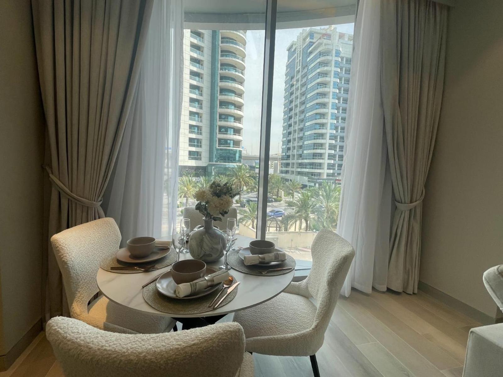 Dubai Marina Walk Gem Modern Apartments With Pool & Gym Access, Steps To Beach & Metro Managed By Sunnyhomes Bagian luar foto